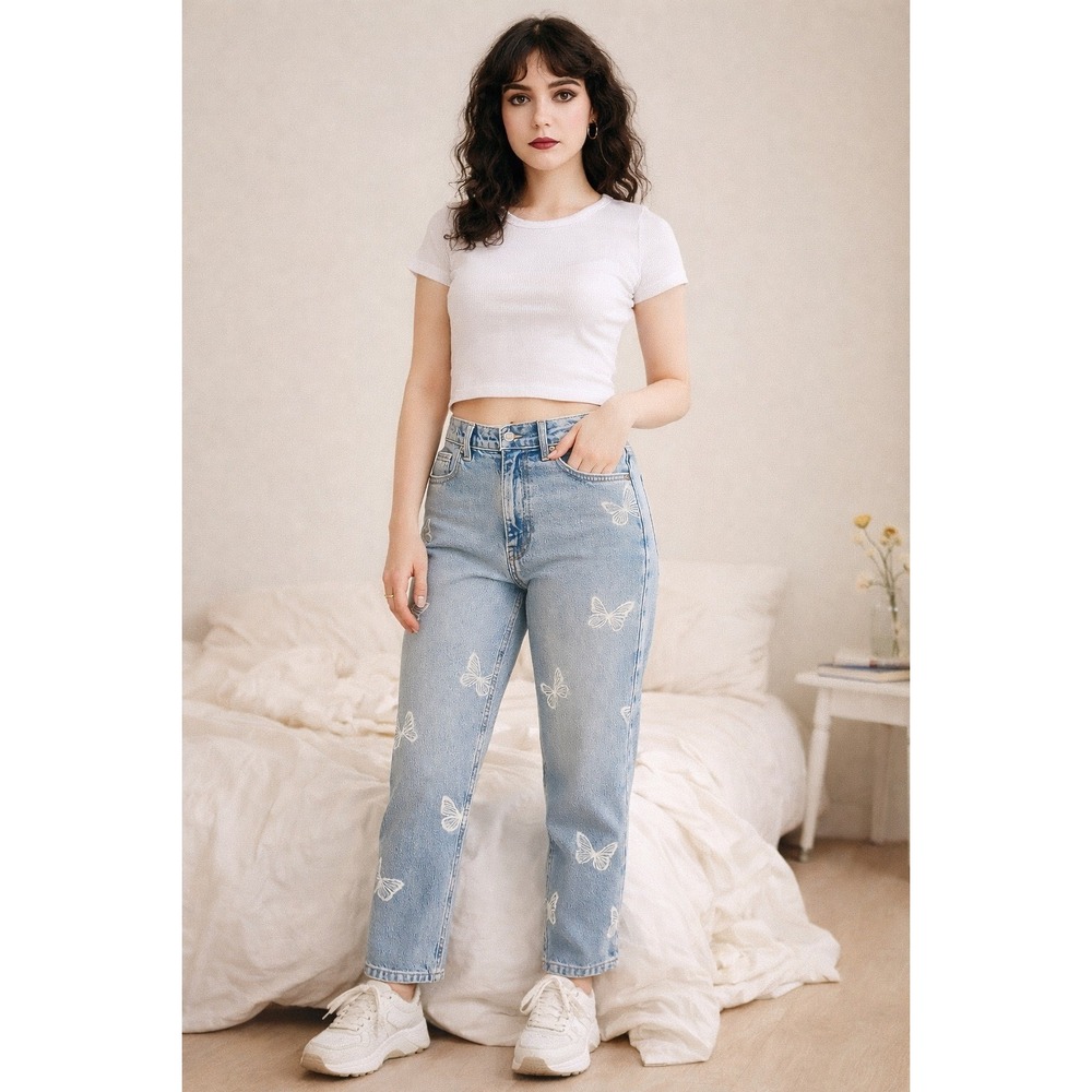 PacSun Y2K Butterfly Print Jeans High Waisted Slim Straight Leg Light Wash S 25